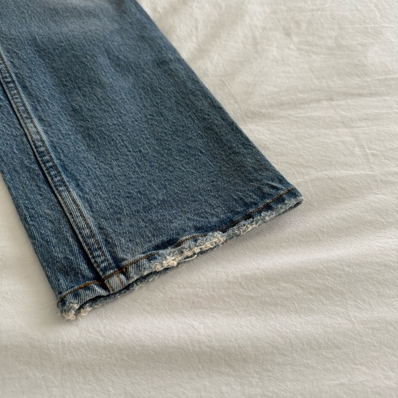 Abercrombie Ultra High Rise 90s Straight Jeans - Picture 8 of 16